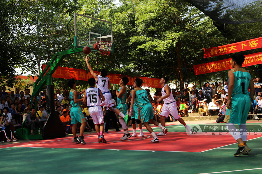 这种变化背 这种变化背